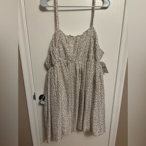 NWT Arula Sz 1X floral mini babydoll dress